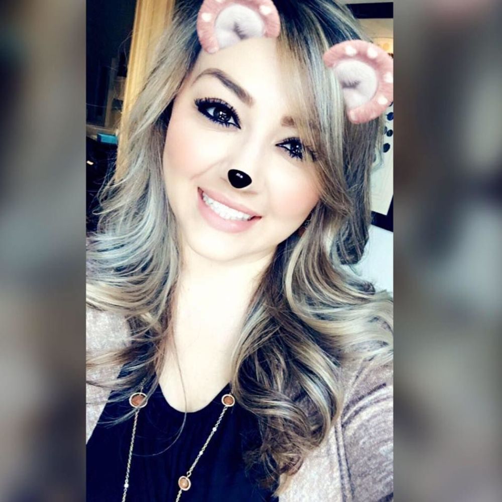 Meet your Posher, Stephanie